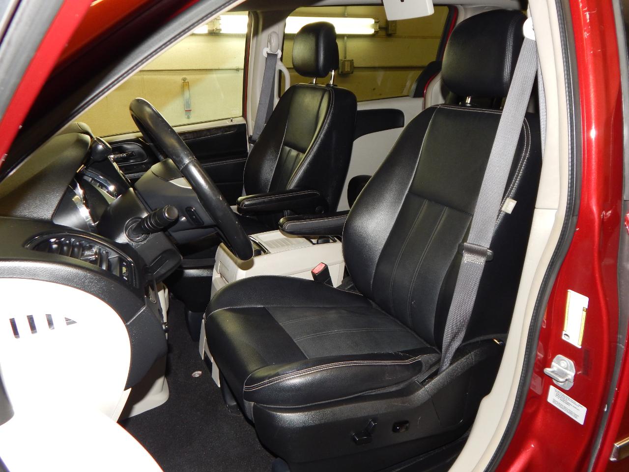 Chrysler Town & Country 4dr Wgn Touring 2015