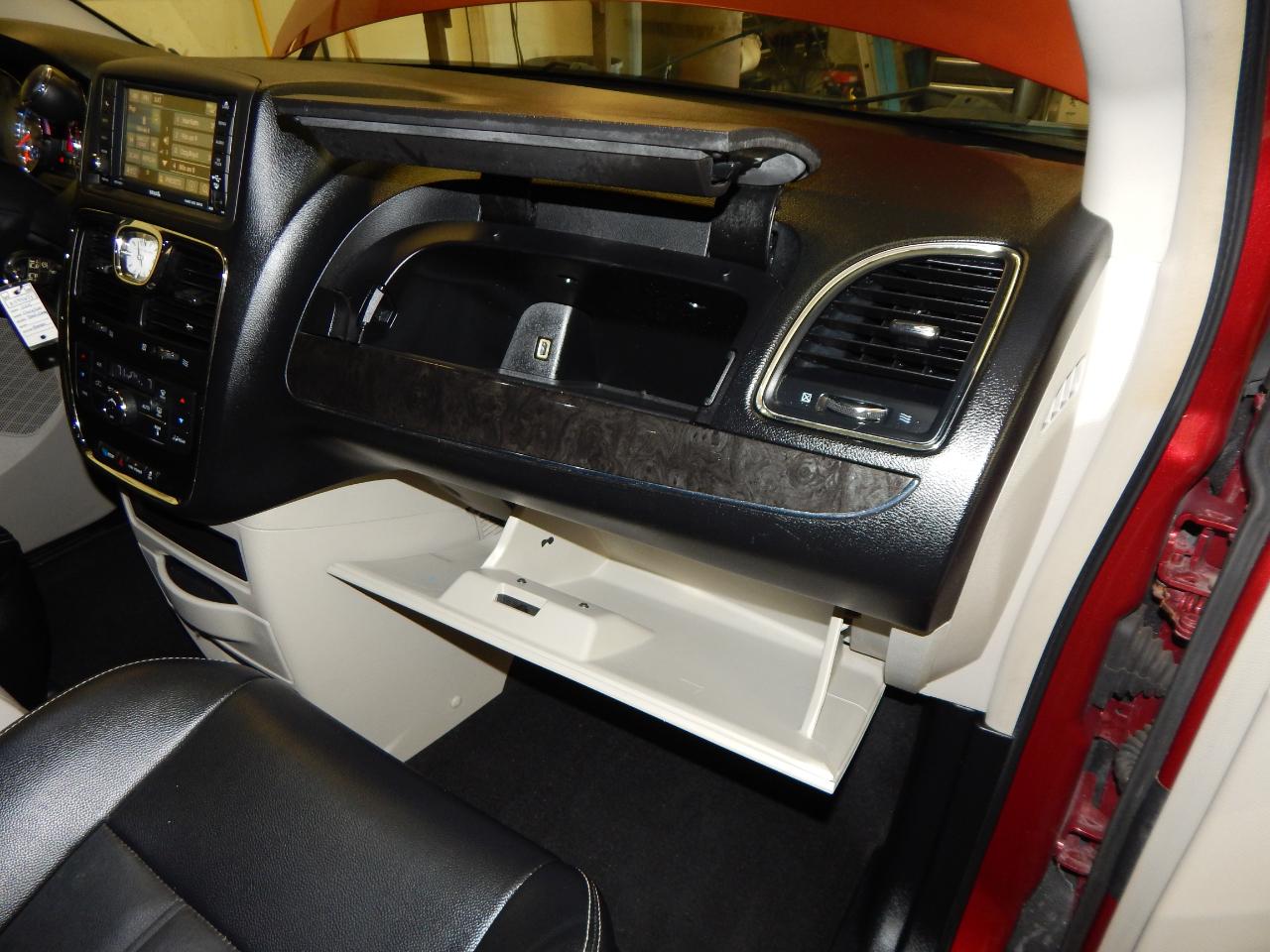 Chrysler Town & Country 4dr Wgn Touring 2015