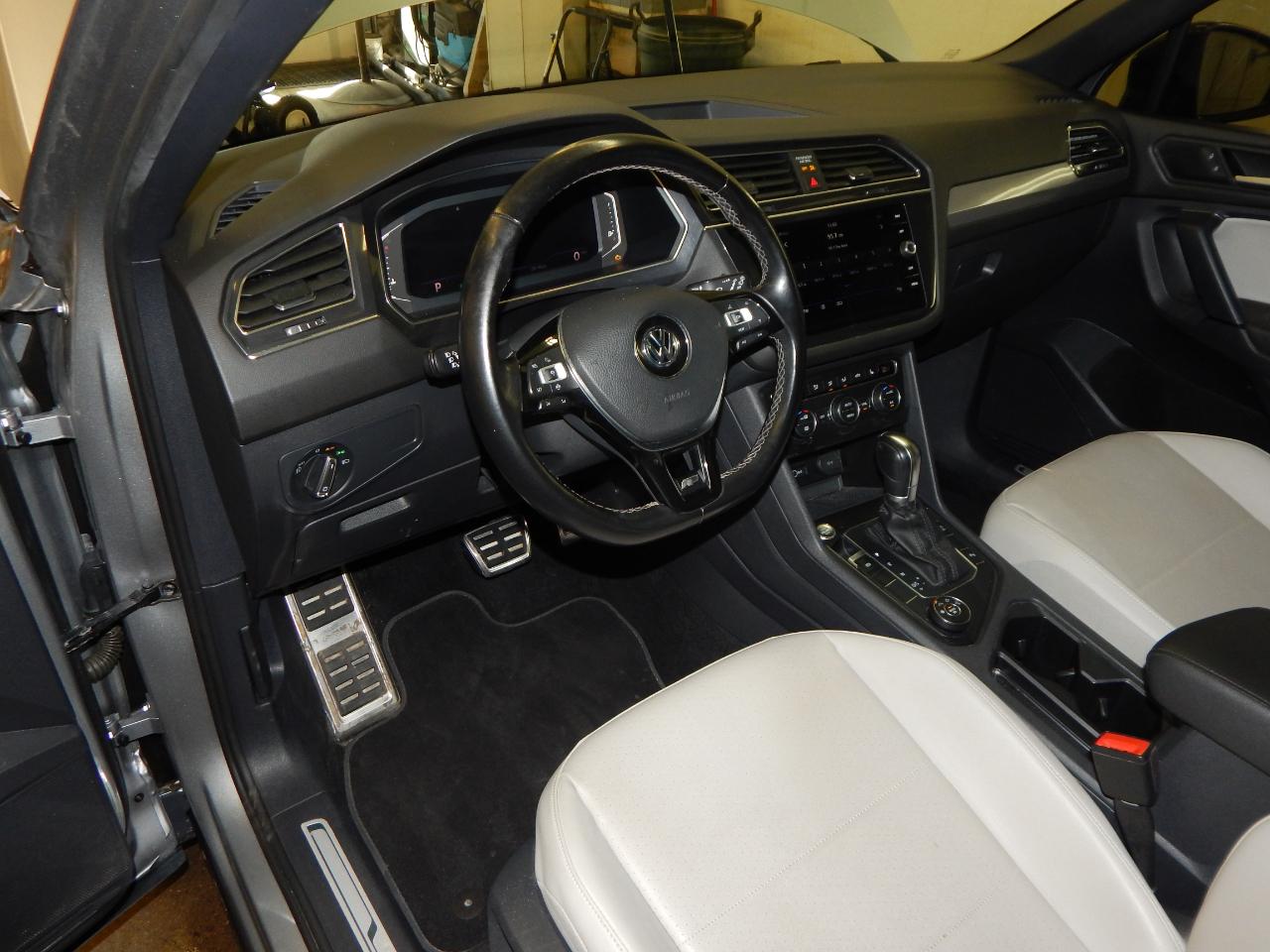 Volkswagen Tiguan 2.0T SEL R-Line Black 4MOTION 2019