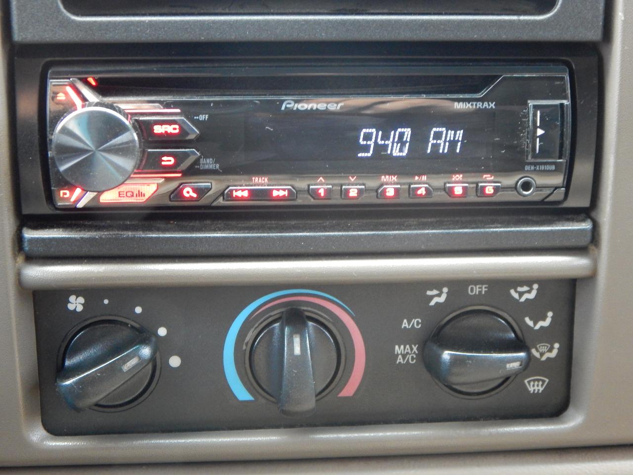 Ford Super Duty F-350 SRW Crew Cab 172" XLT 4WD 2001