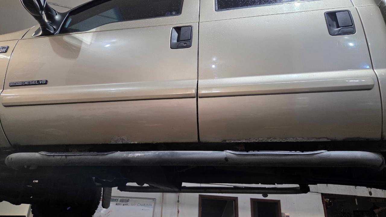 Ford Super Duty F-350 SRW Crew Cab 172" XLT 4WD 2001