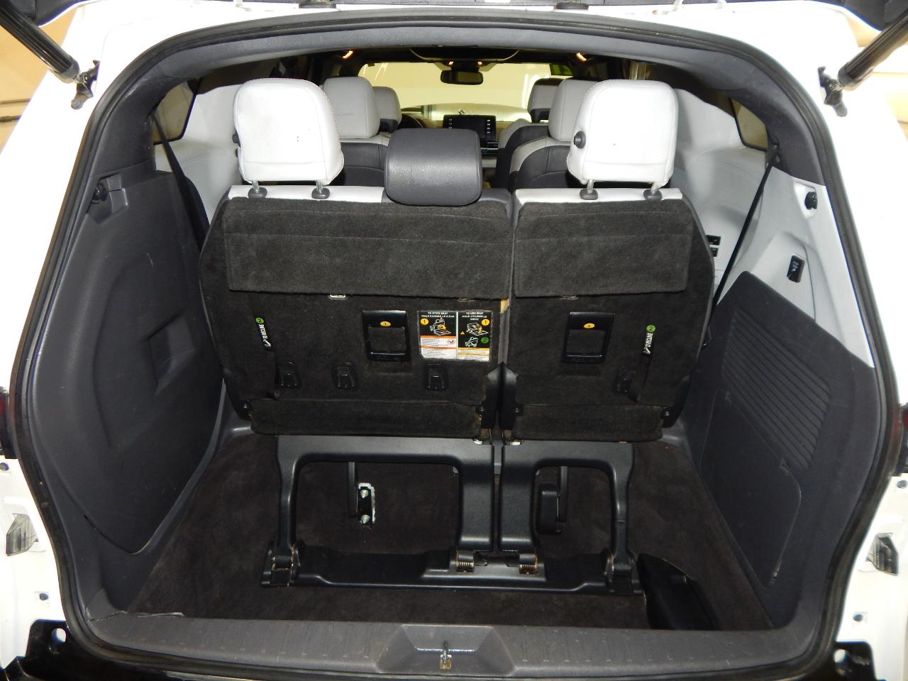 Toyota Sienna XSE AWD 7-Passenger (Natl) 2021