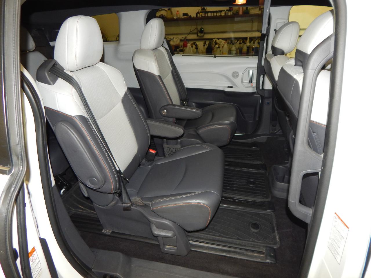 Toyota Sienna XSE AWD 7-Passenger (Natl) 2021
