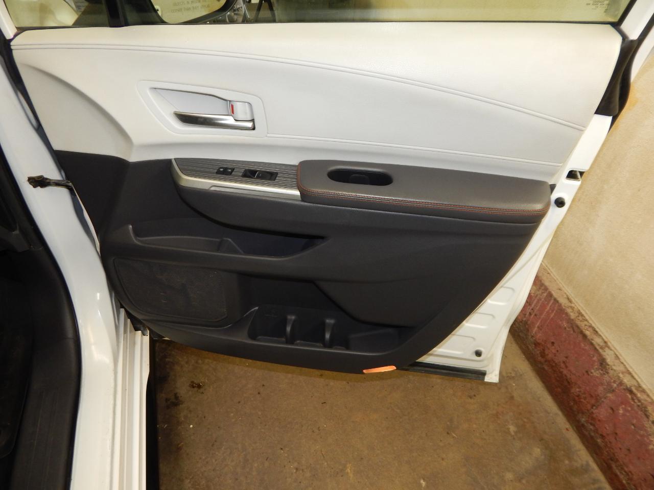 Toyota Sienna XSE AWD 7-Passenger (Natl) 2021