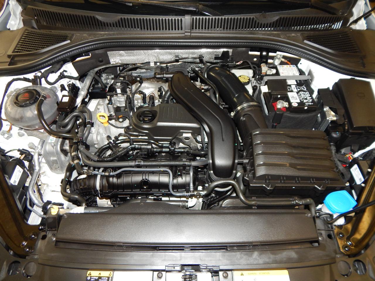 Volkswagen Jetta S Auto 2024