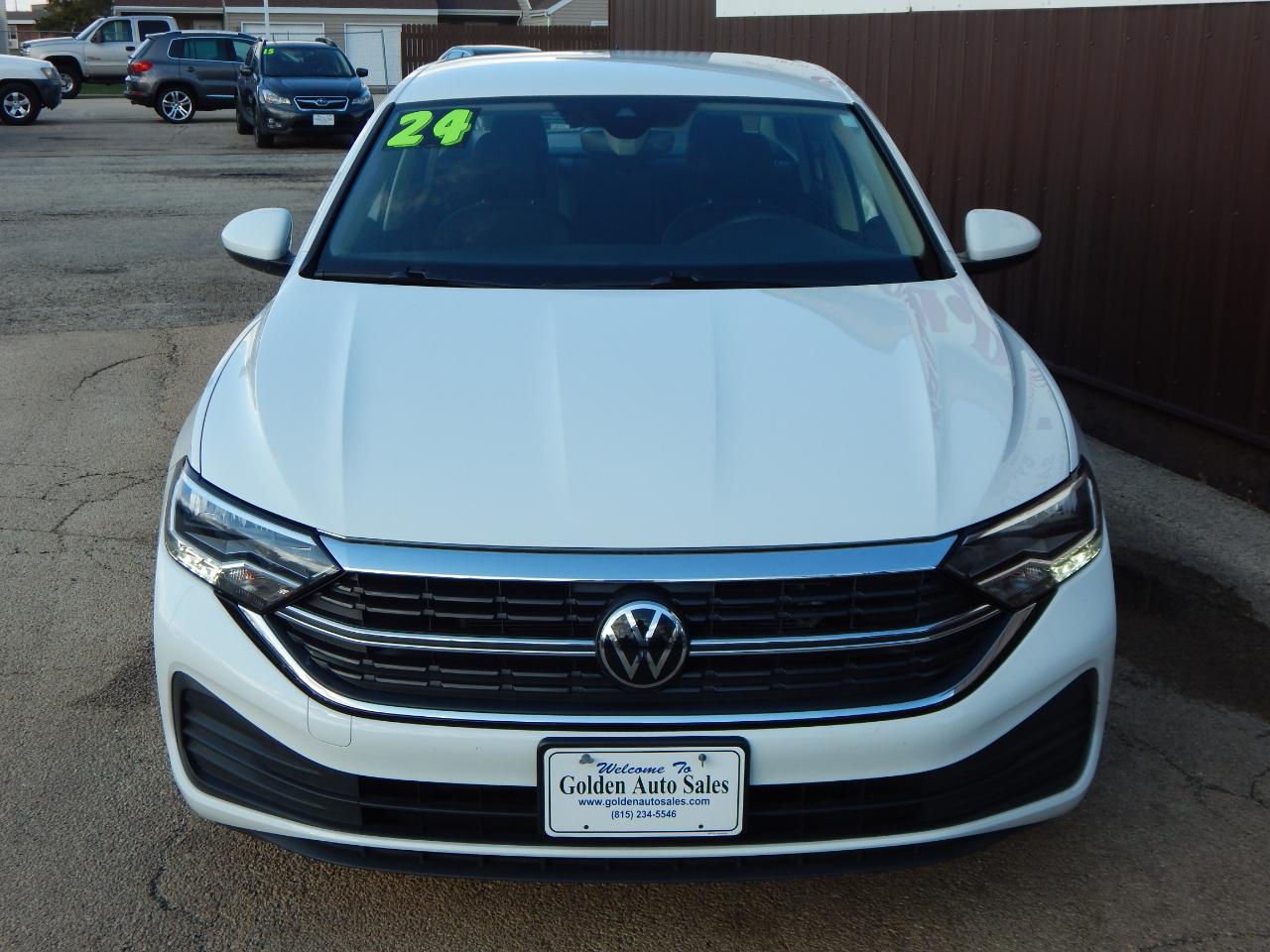 Volkswagen Jetta S Auto 2024