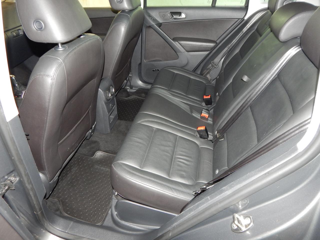 Volkswagen Tiguan 4MOTION 4dr Auto SEL 2016