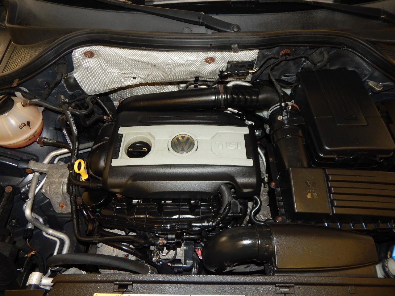 Volkswagen Tiguan 4MOTION 4dr Auto SEL 2016