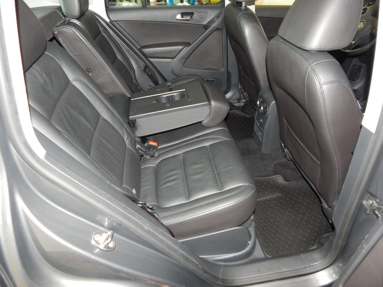 Volkswagen Tiguan 4MOTION 4dr Auto SEL 2016