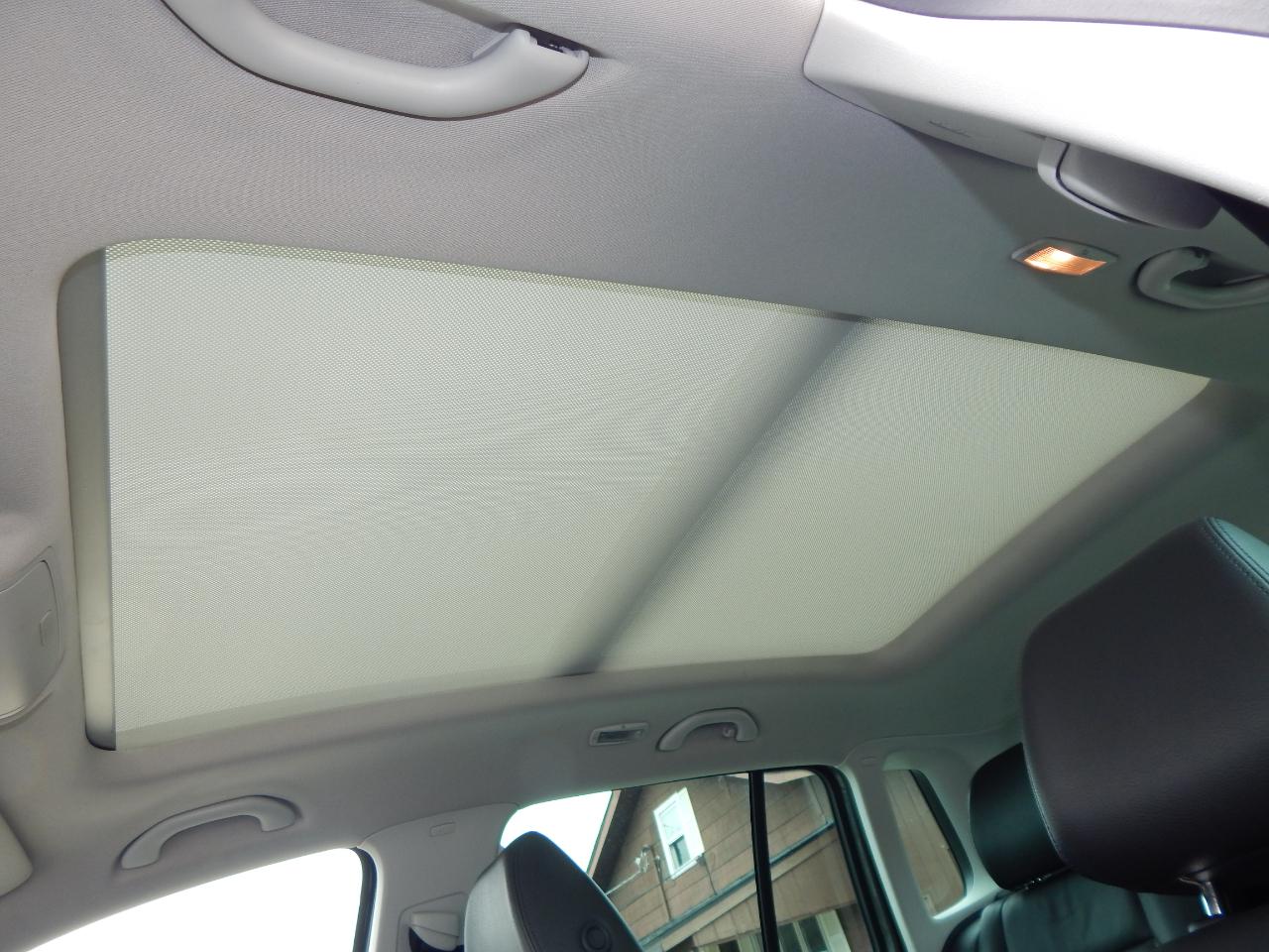 Volkswagen Tiguan 4MOTION 4dr Auto SEL 2016