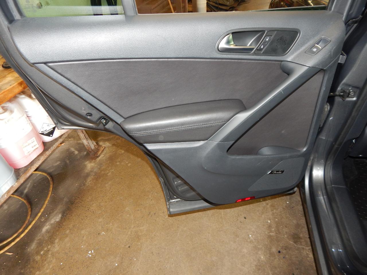 Volkswagen Tiguan 4MOTION 4dr Auto SEL 2016