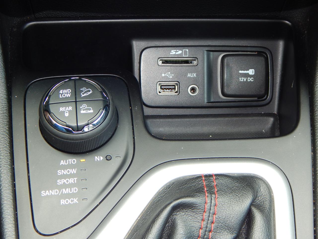 Jeep Cherokee 4WD 4dr Trailhawk 2016