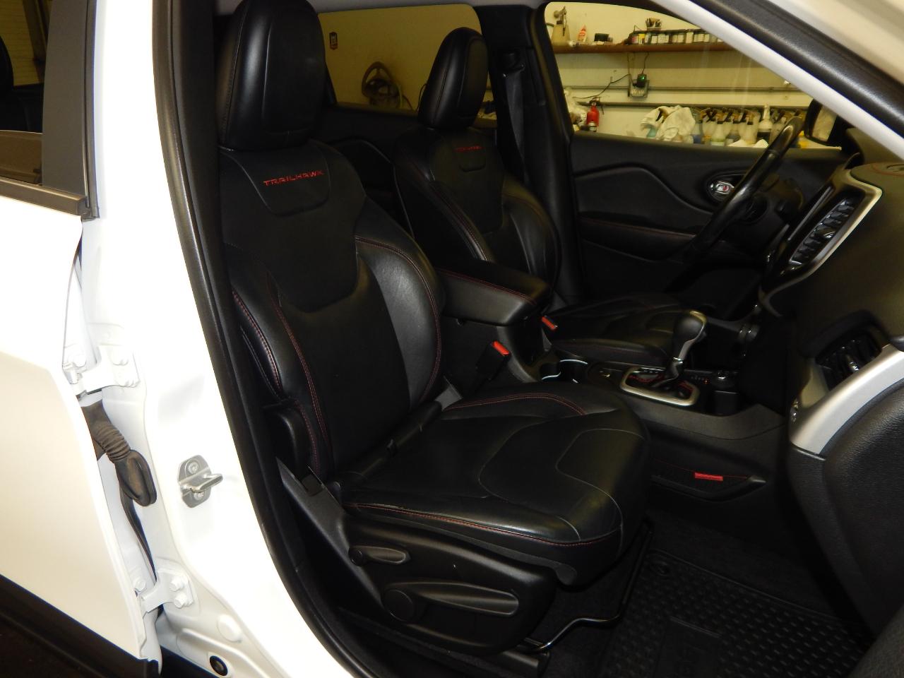 Jeep Cherokee 4WD 4dr Trailhawk 2016