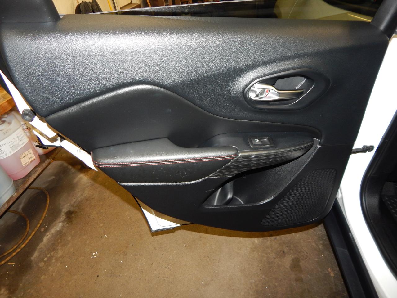 Jeep Cherokee 4WD 4dr Trailhawk 2016