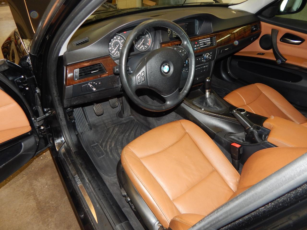 BMW 3 Series 4dr Sdn 335i xDrive AWD 2011