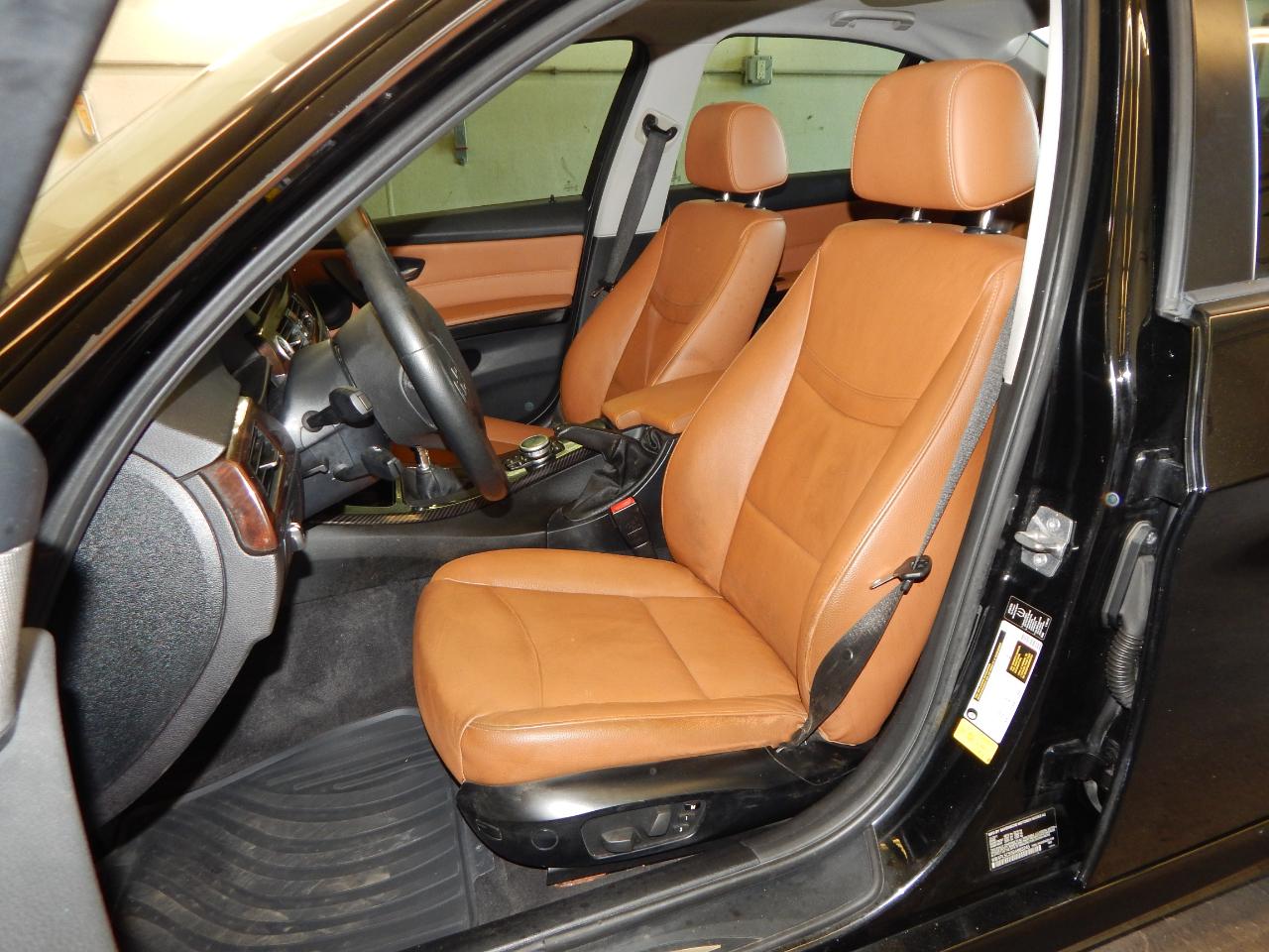 BMW 3 Series 4dr Sdn 335i xDrive AWD 2011