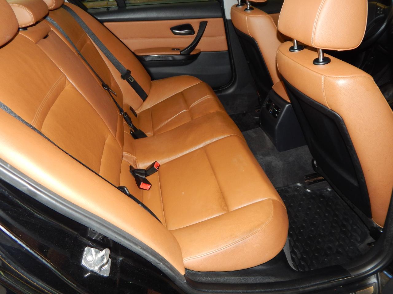 BMW 3 Series 4dr Sdn 335i xDrive AWD 2011