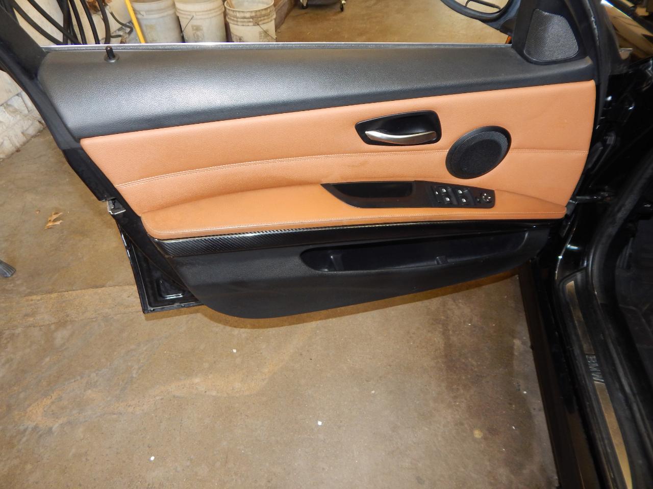 BMW 3 Series 4dr Sdn 335i xDrive AWD 2011