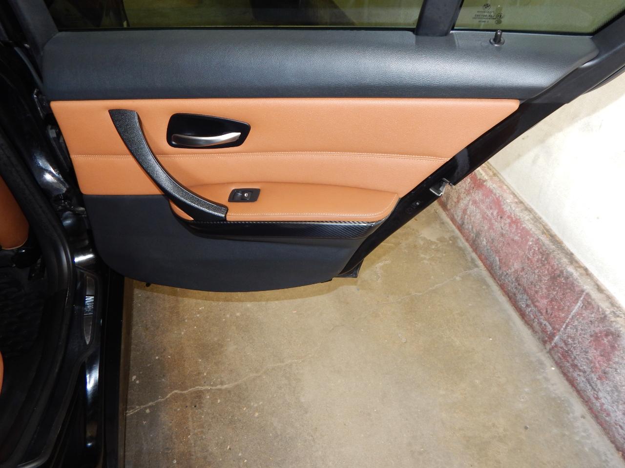 BMW 3 Series 4dr Sdn 335i xDrive AWD 2011