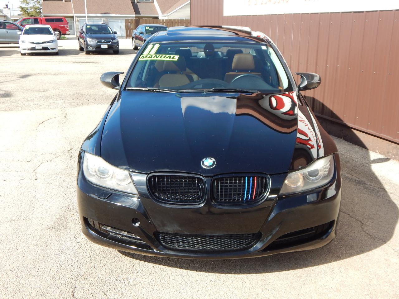BMW 3 Series 4dr Sdn 335i xDrive AWD 2011