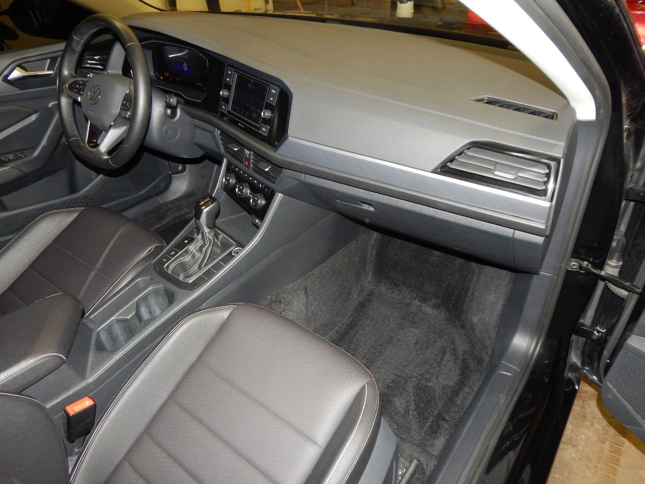 Volkswagen Jetta SE Auto 2024