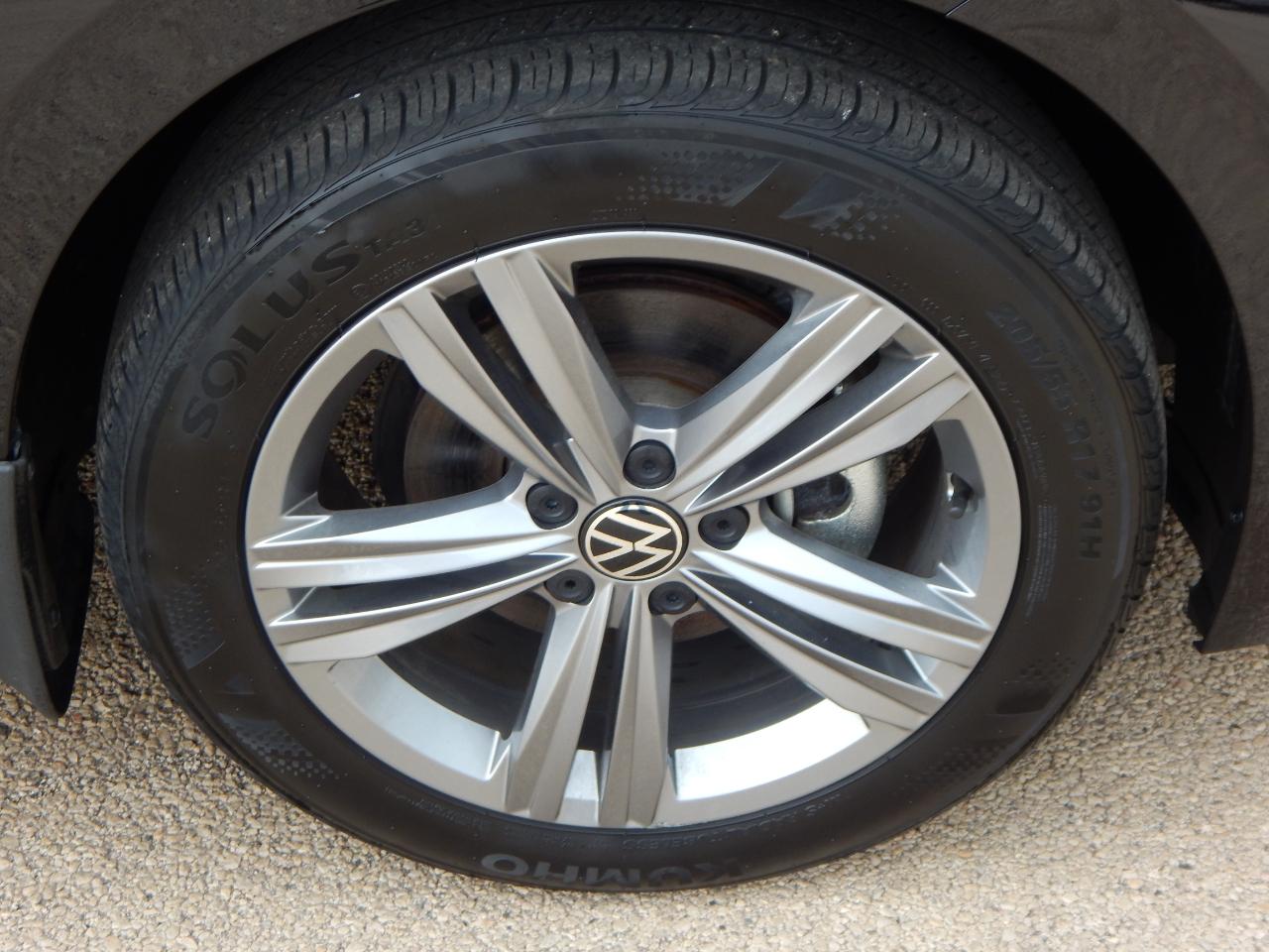 Volkswagen Jetta SE Auto 2024