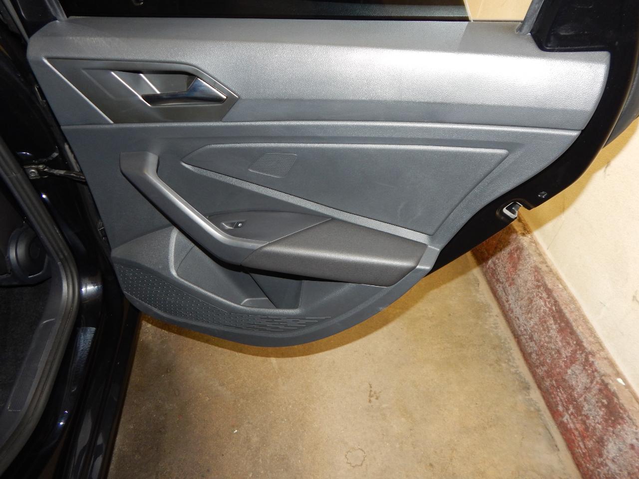 Volkswagen Jetta SE Auto 2024