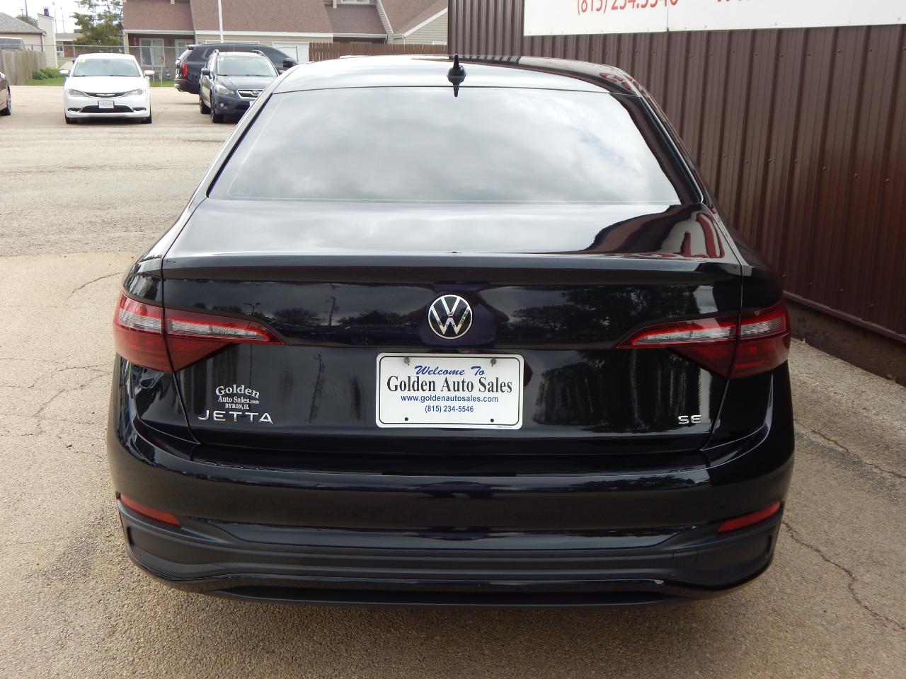 Volkswagen Jetta SE Auto 2024