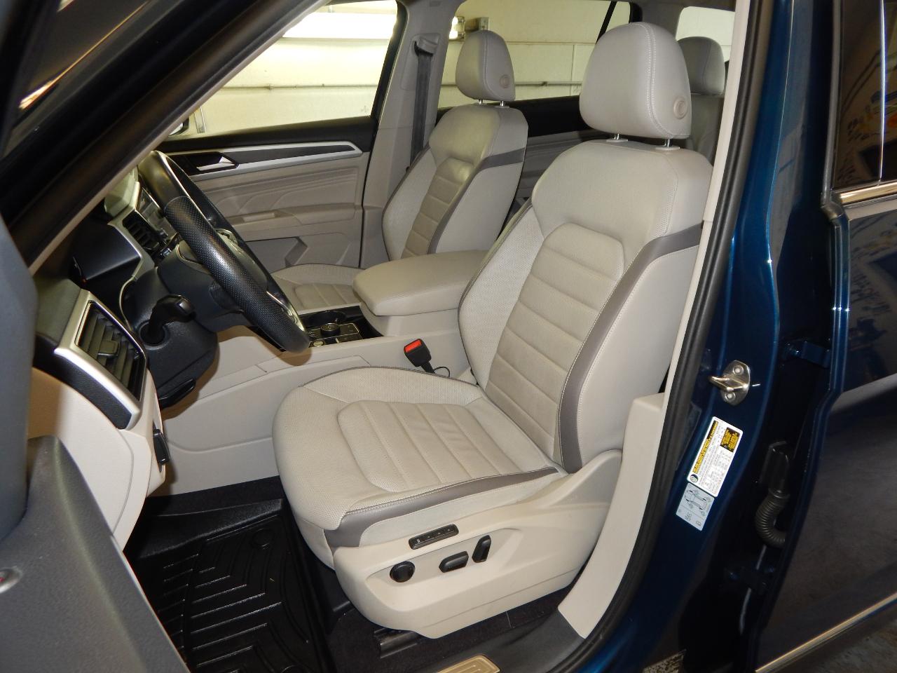 Volkswagen Atlas 2021.5 3.6L V6 SEL Premium R-Line 4MOTION 2021