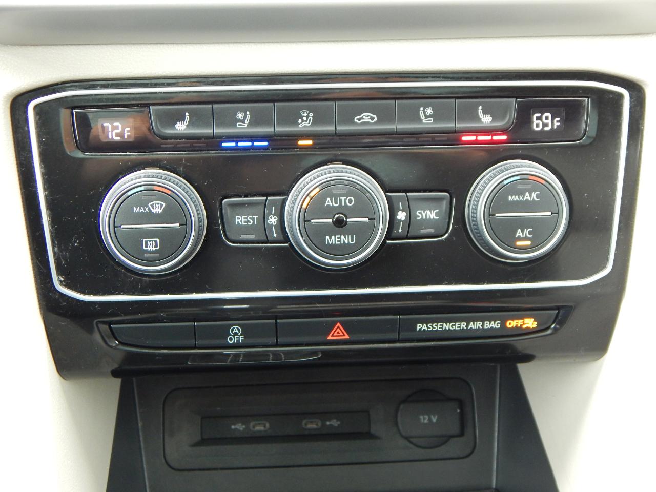 Volkswagen Atlas 2021.5 3.6L V6 SEL Premium R-Line 4MOTION 2021