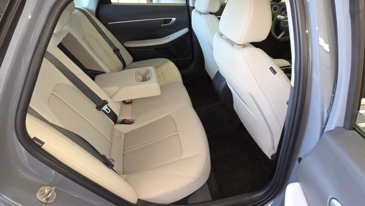 Hyundai Sonata SEL FWD 2025