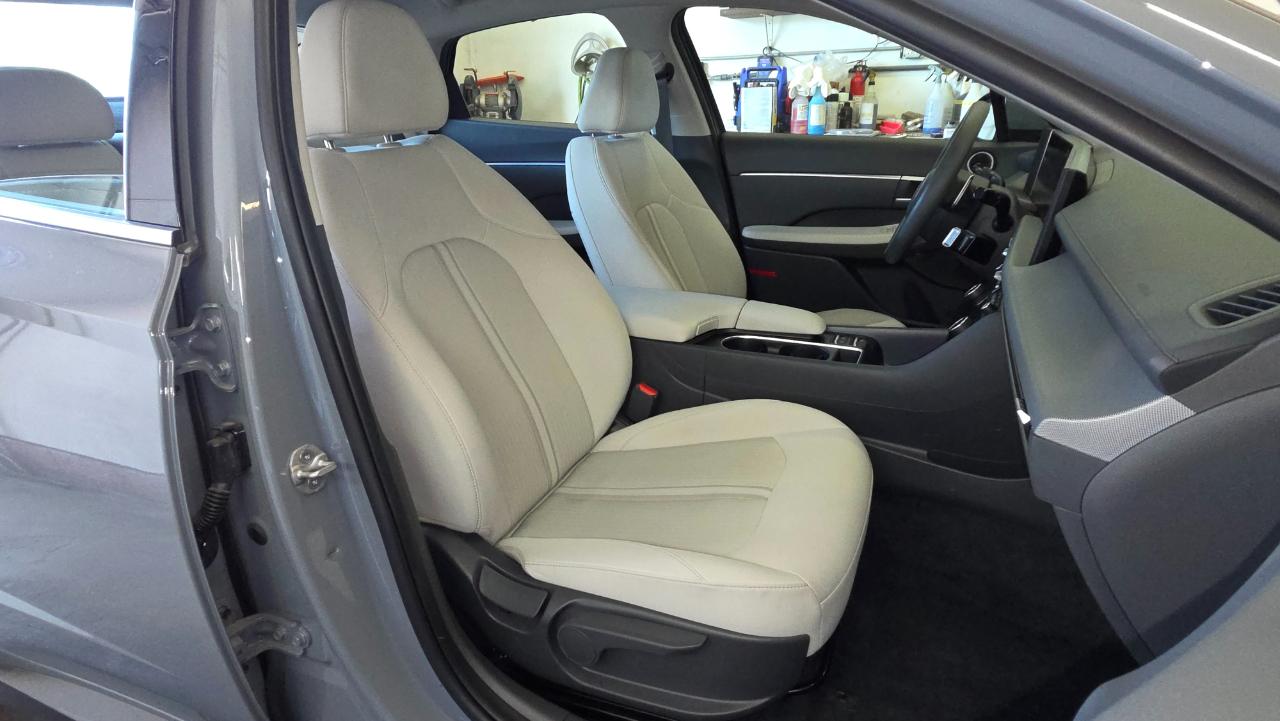 Hyundai Sonata SEL FWD 2025