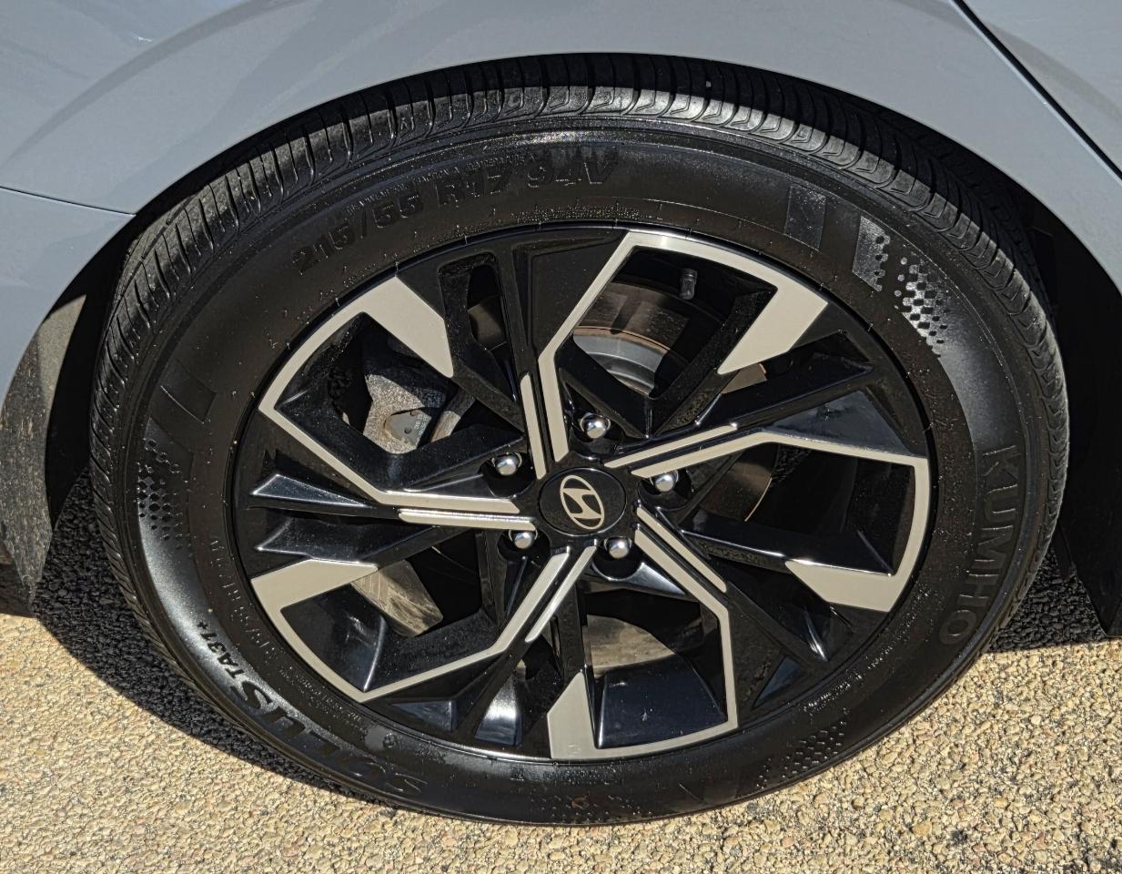Hyundai Sonata SEL FWD 2025