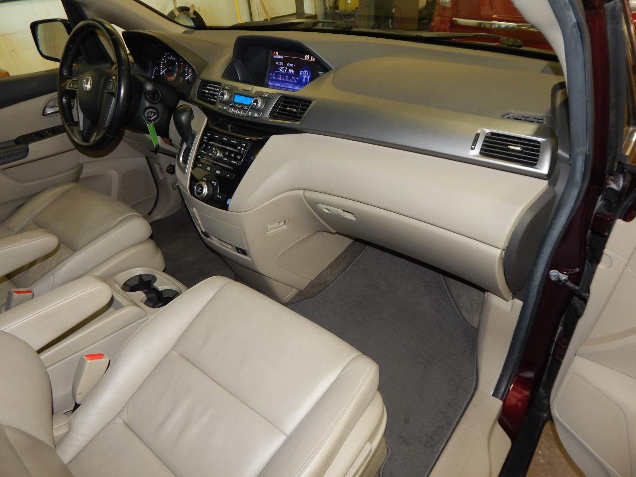 Honda Odyssey 5dr EX-L 2012