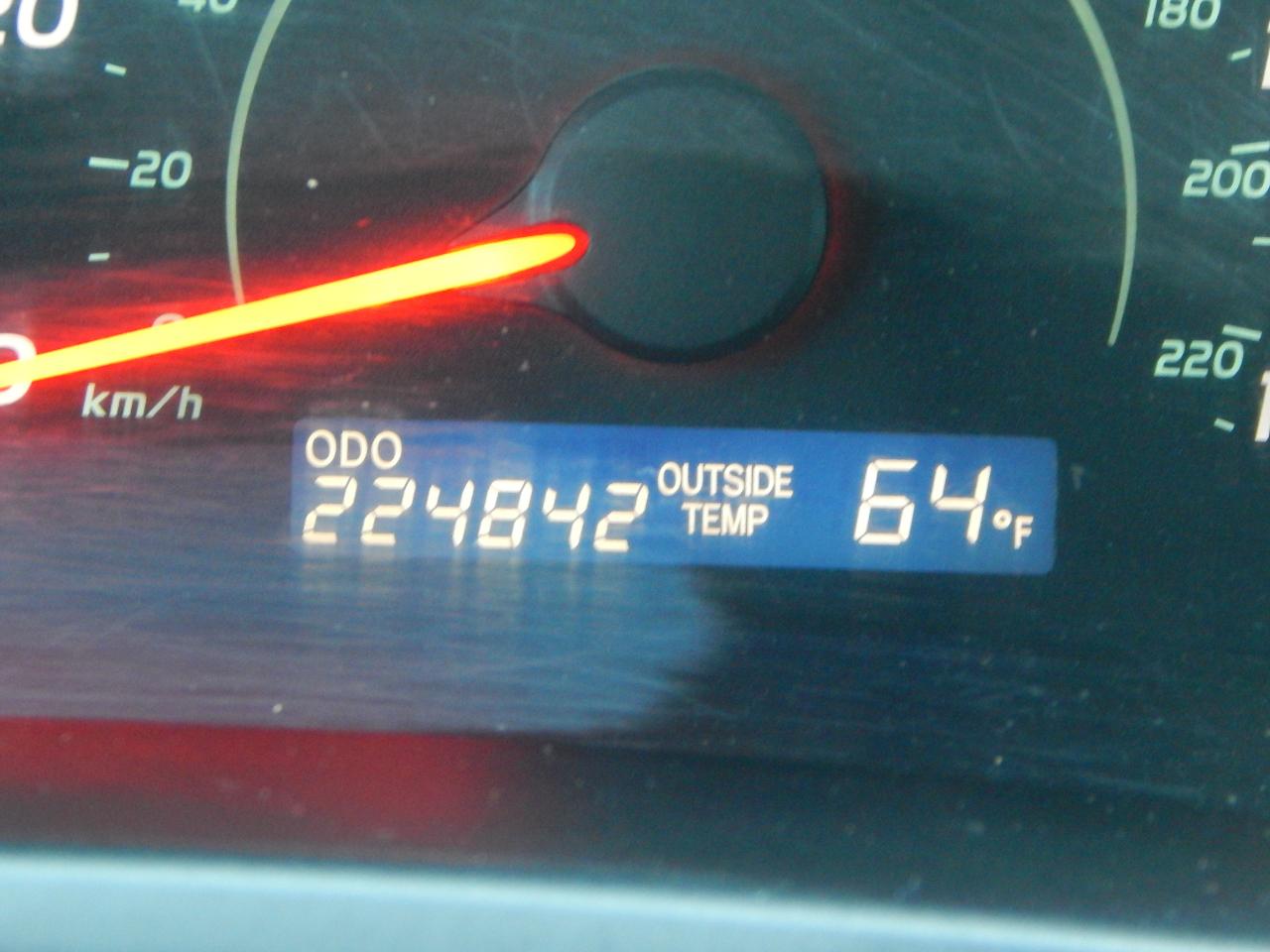 Toyota Camry 4dr Sdn I4 Auto LE (Natl) 2008