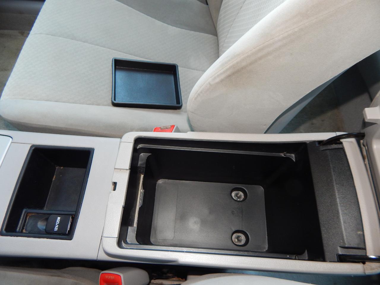 Toyota Camry 4dr Sdn I4 Auto LE (Natl) 2008