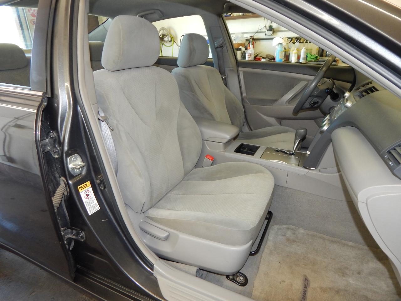Toyota Camry 4dr Sdn I4 Auto LE (Natl) 2008