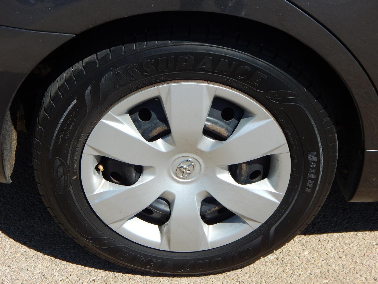 Toyota Camry 4dr Sdn I4 Auto LE (Natl) 2008