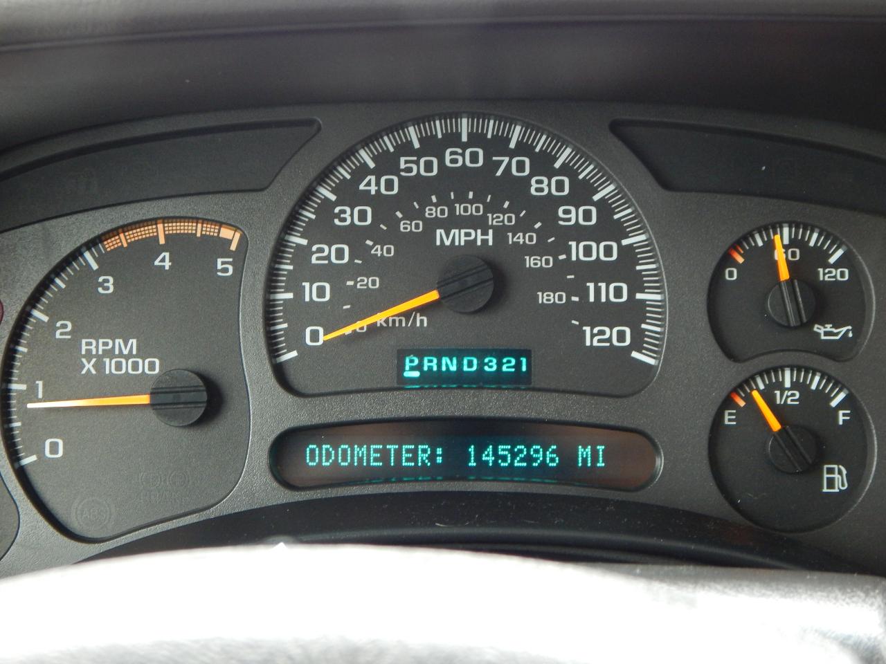 Chevrolet Silverado 2500HD Crew Cab 153" WB 4WD LT 2005