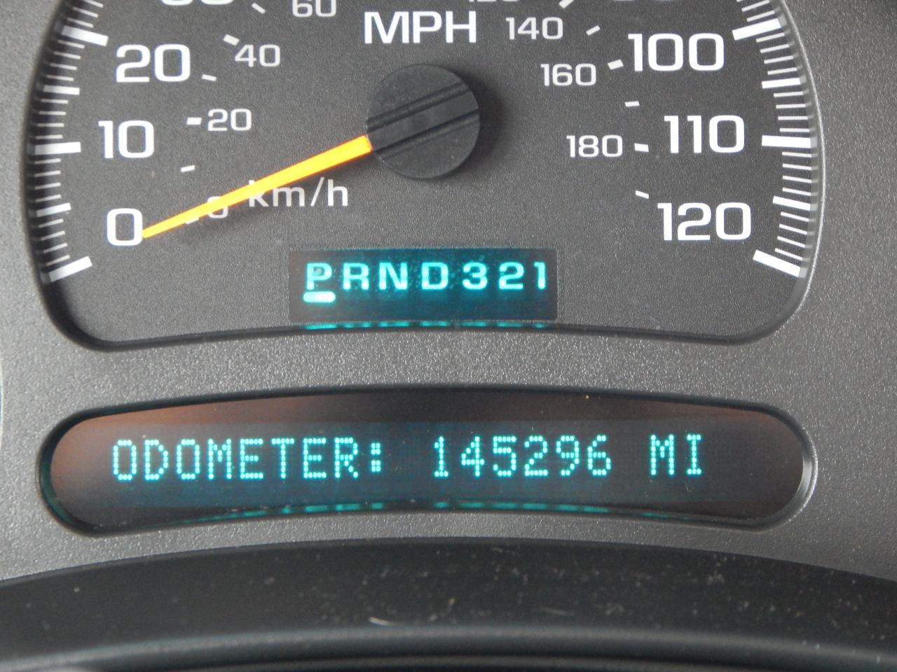 Chevrolet Silverado 2500HD Crew Cab 153" WB 4WD LT 2005