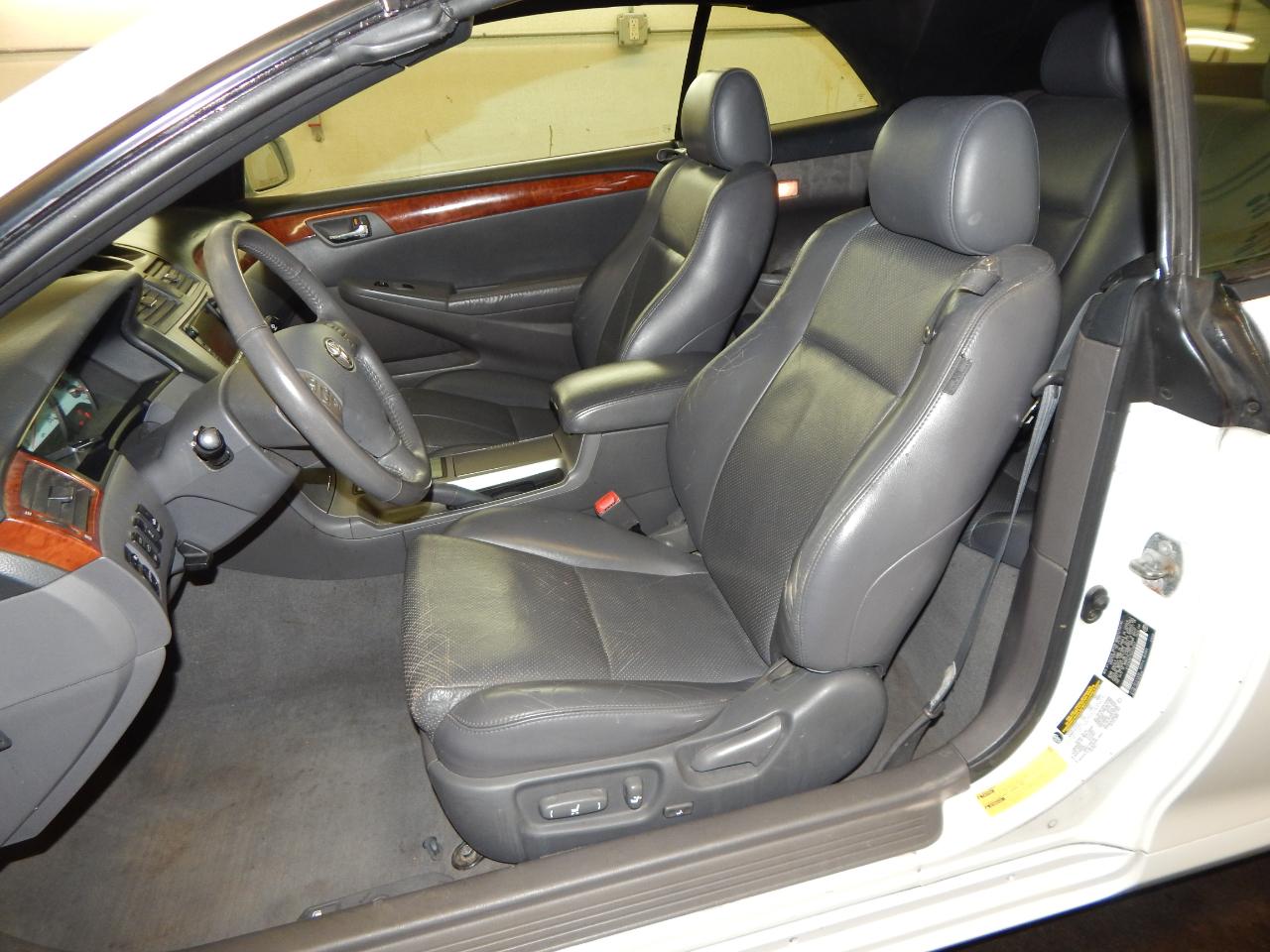 Toyota Camry Solara 2dr Conv SLE V6 Auto (Natl) 2006