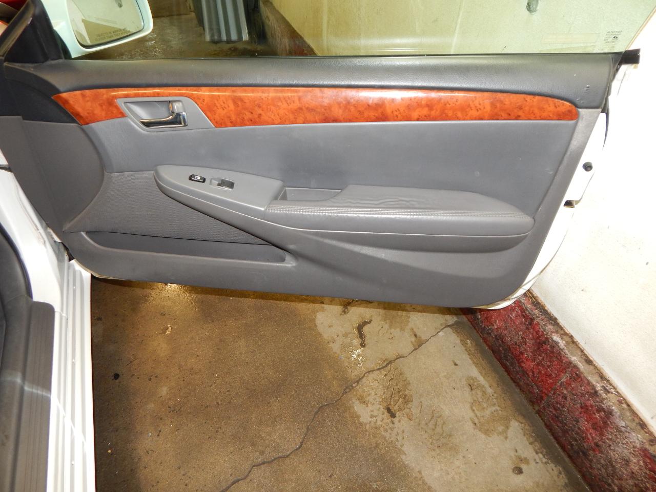 Toyota Camry Solara 2dr Conv SLE V6 Auto (Natl) 2006
