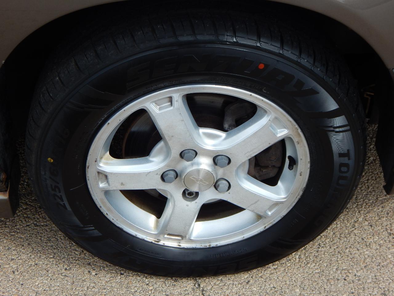 Chevrolet Impala 4dr Sdn LS 2003