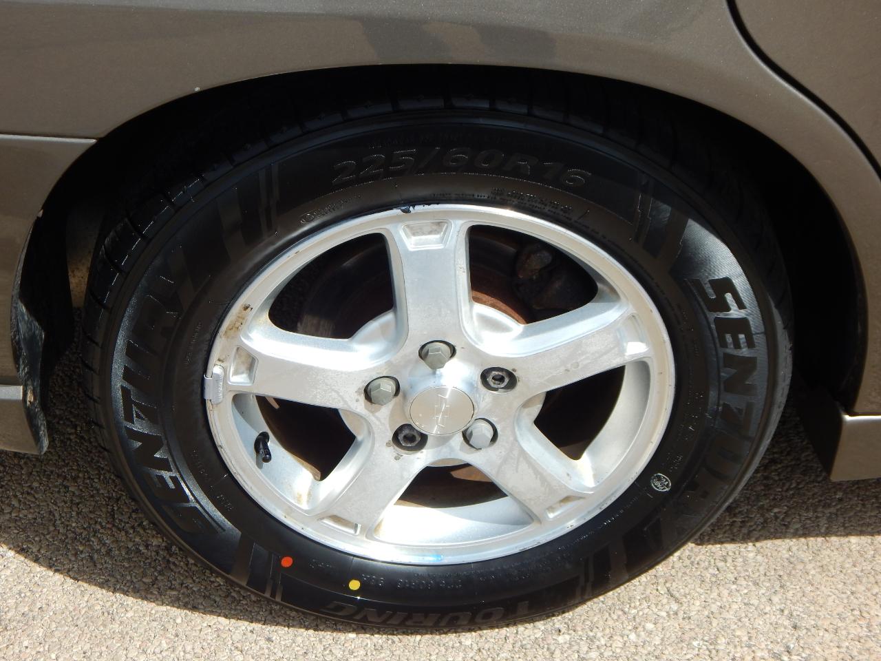 Chevrolet Impala 4dr Sdn LS 2003