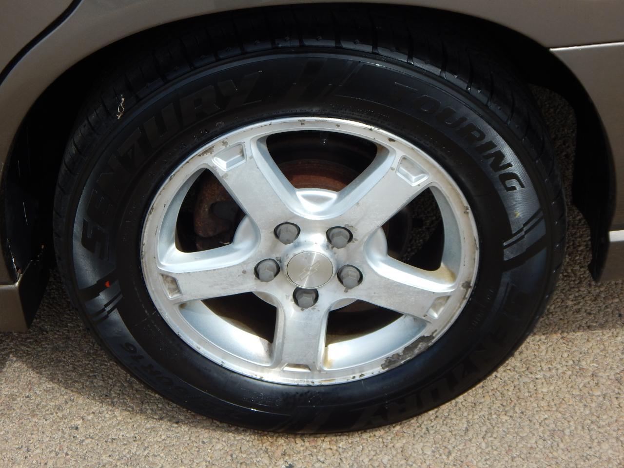 Chevrolet Impala 4dr Sdn LS 2003