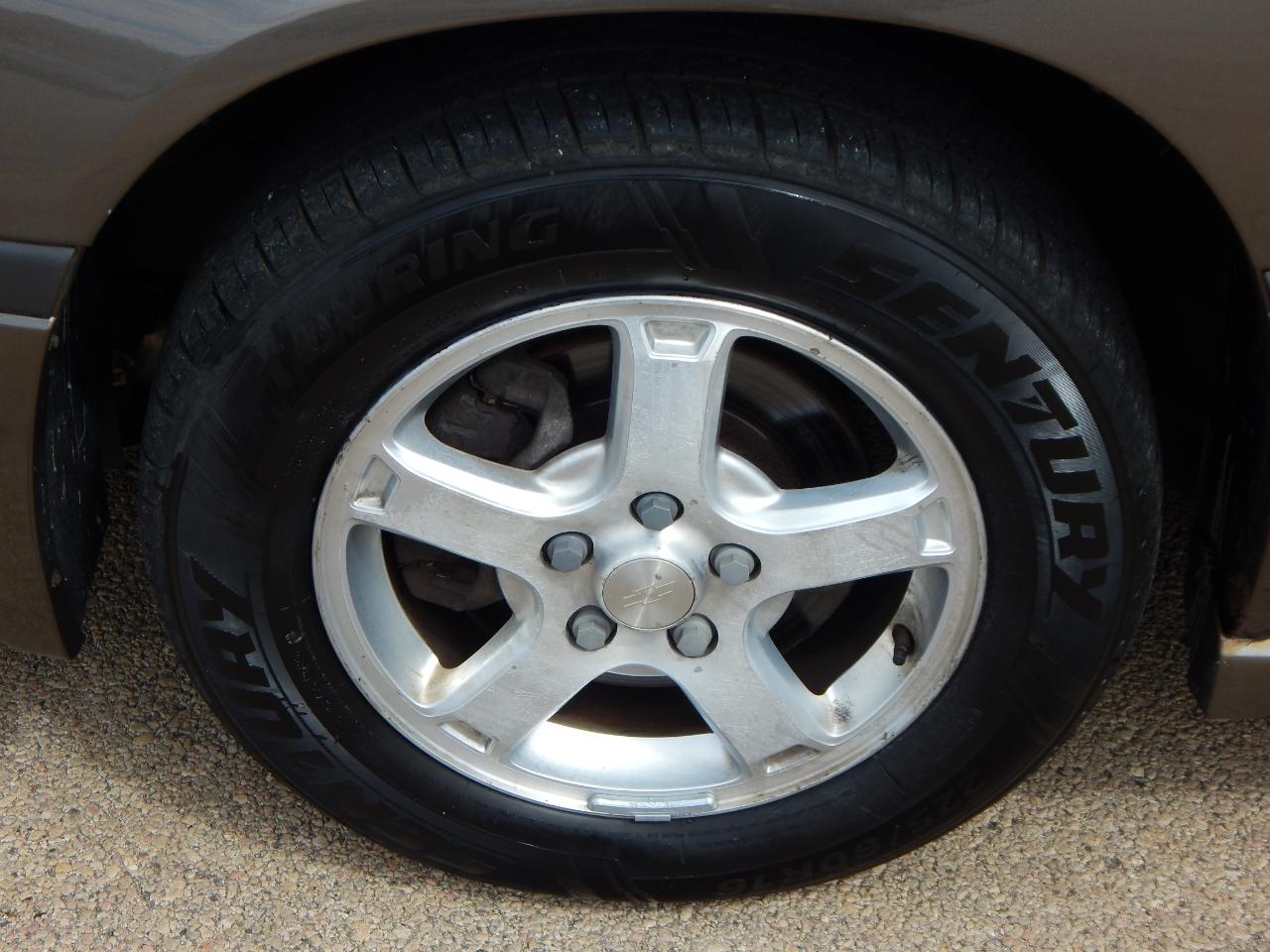 Chevrolet Impala 4dr Sdn LS 2003