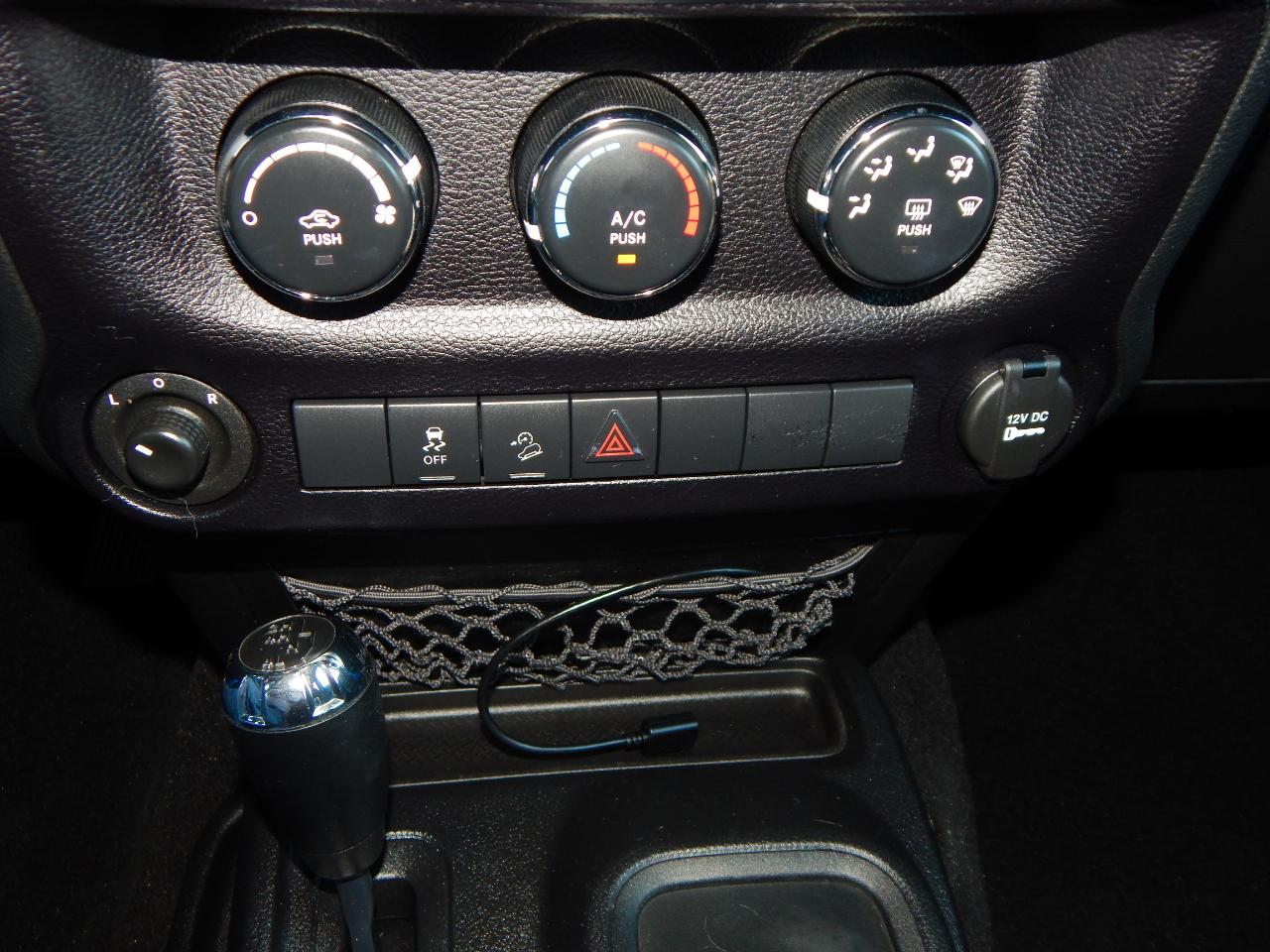 Jeep Wrangler Unlimited 4WD 4dr Sport 2016