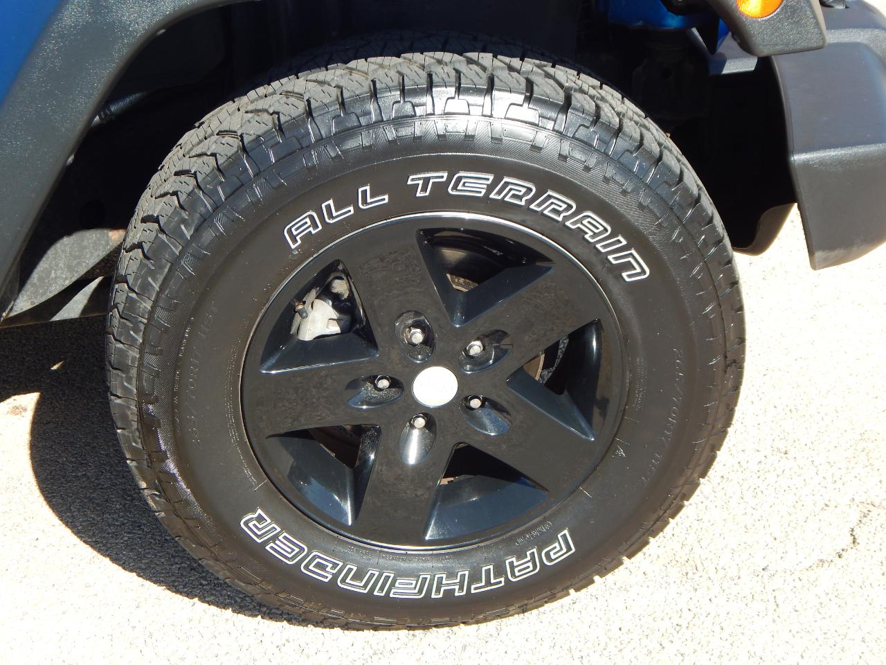 Jeep Wrangler Unlimited 4WD 4dr Sport 2016