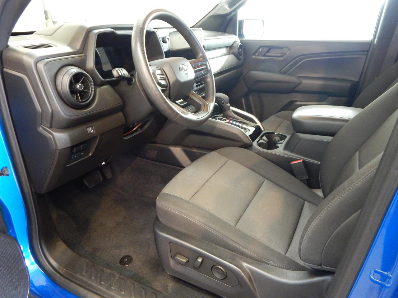 Chevrolet Colorado 4WD Crew Cab Trail Boss 2023