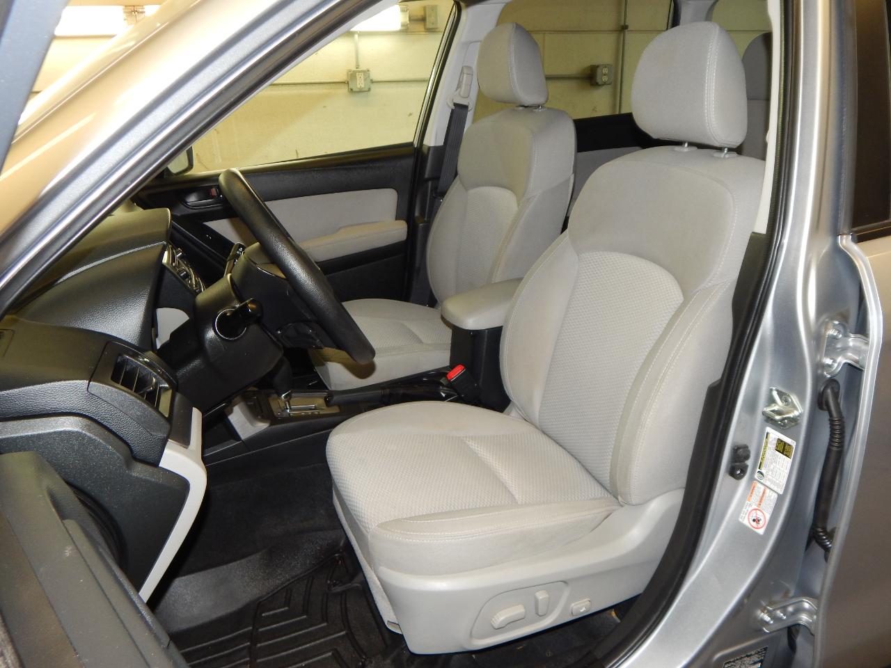 Subaru Forester 4dr CVT 2.5i Premium PZEV 2015